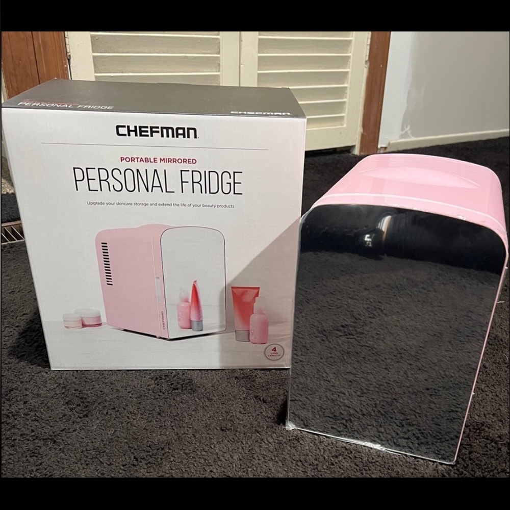 Chefman Portable Mini Fridge